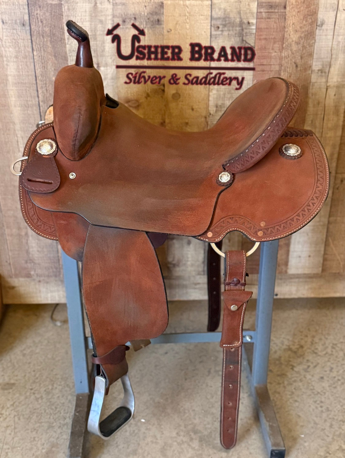Un Branded 16" Seat 6.5 Gullet with Swell Cut